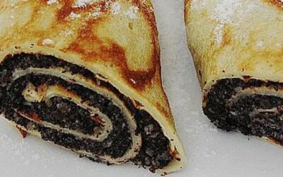 Sima palacsinta mákos töltelékkel