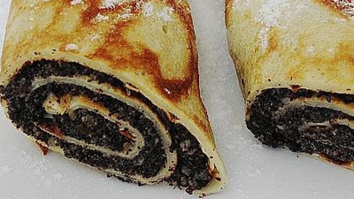 Sima palacsinta mákos töltelékkel